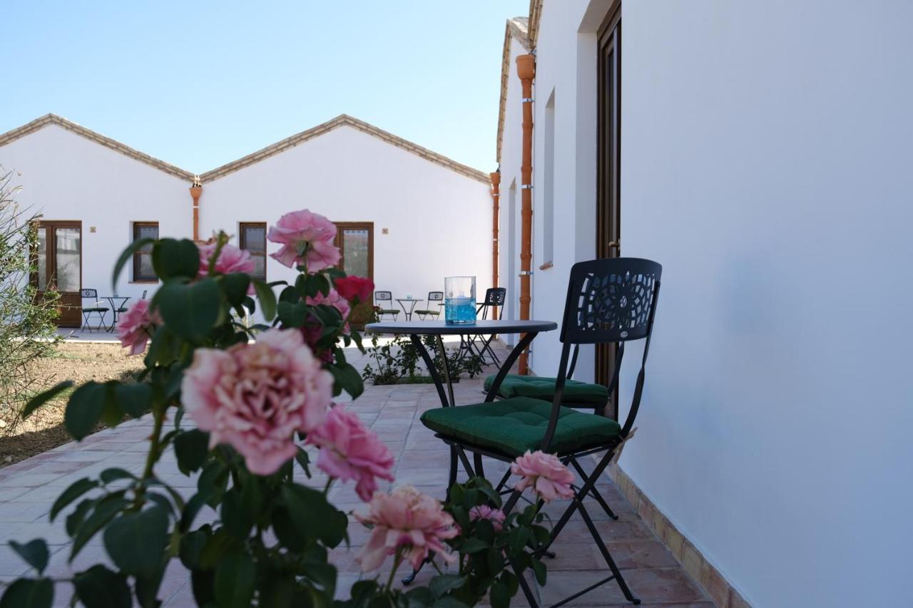 Masseria Crocco Montalbano Ionico Buitenkant foto