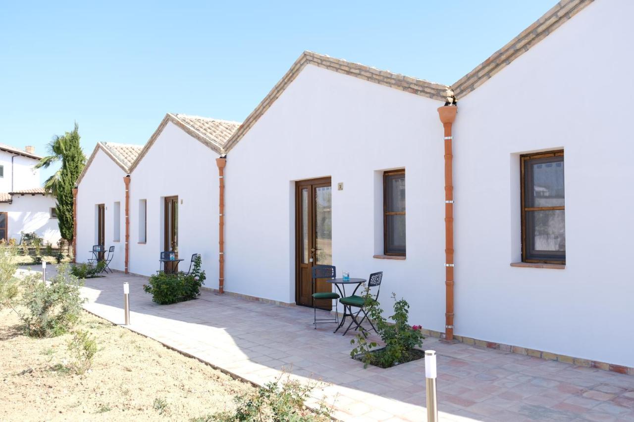 Masseria Crocco Montalbano Ionico Buitenkant foto