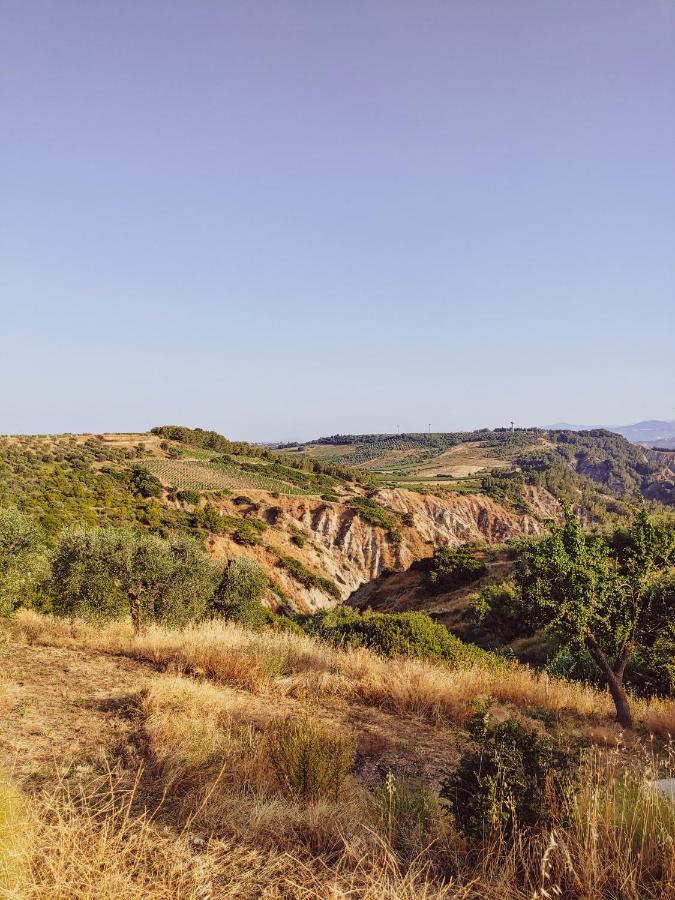 Masseria Crocco Montalbano Ionico Buitenkant foto